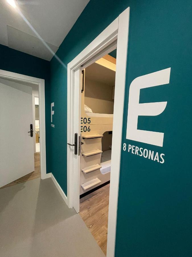 Bulezen Urban Hostel Понтеведра Экстерьер фото